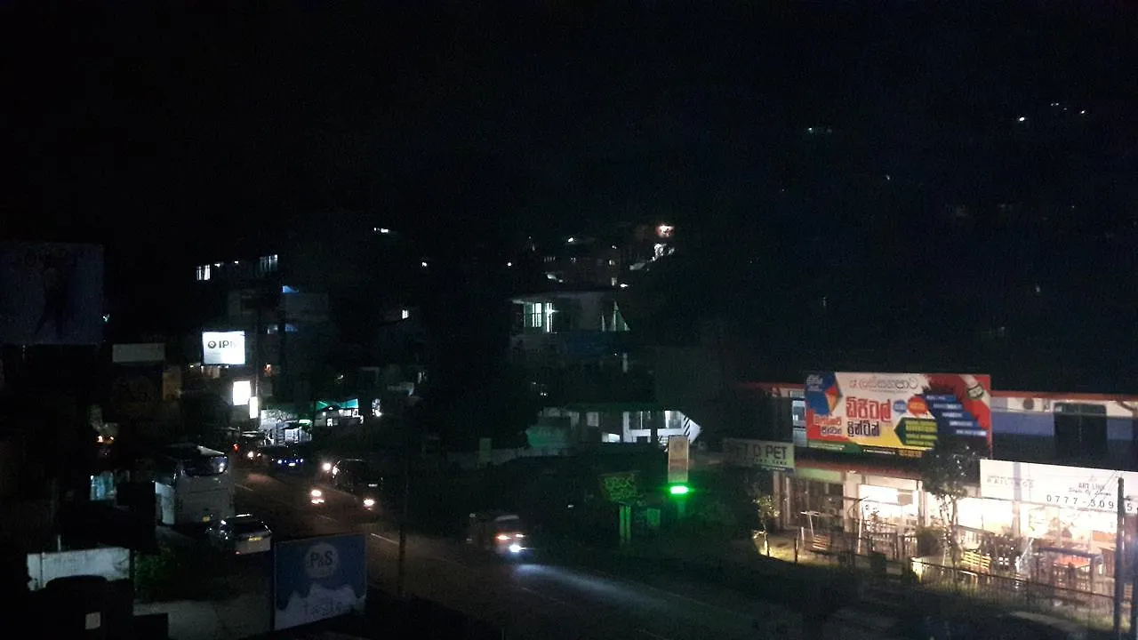 Gamage Friendly Home Kandy Bed & Breakfast